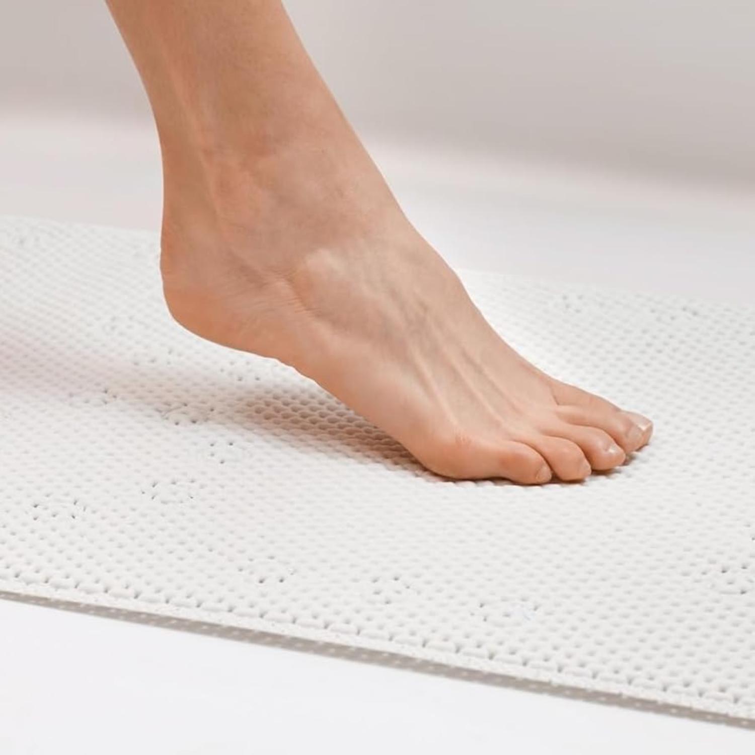 Non Slip Bath Mat with Suction Cups Drain Holes