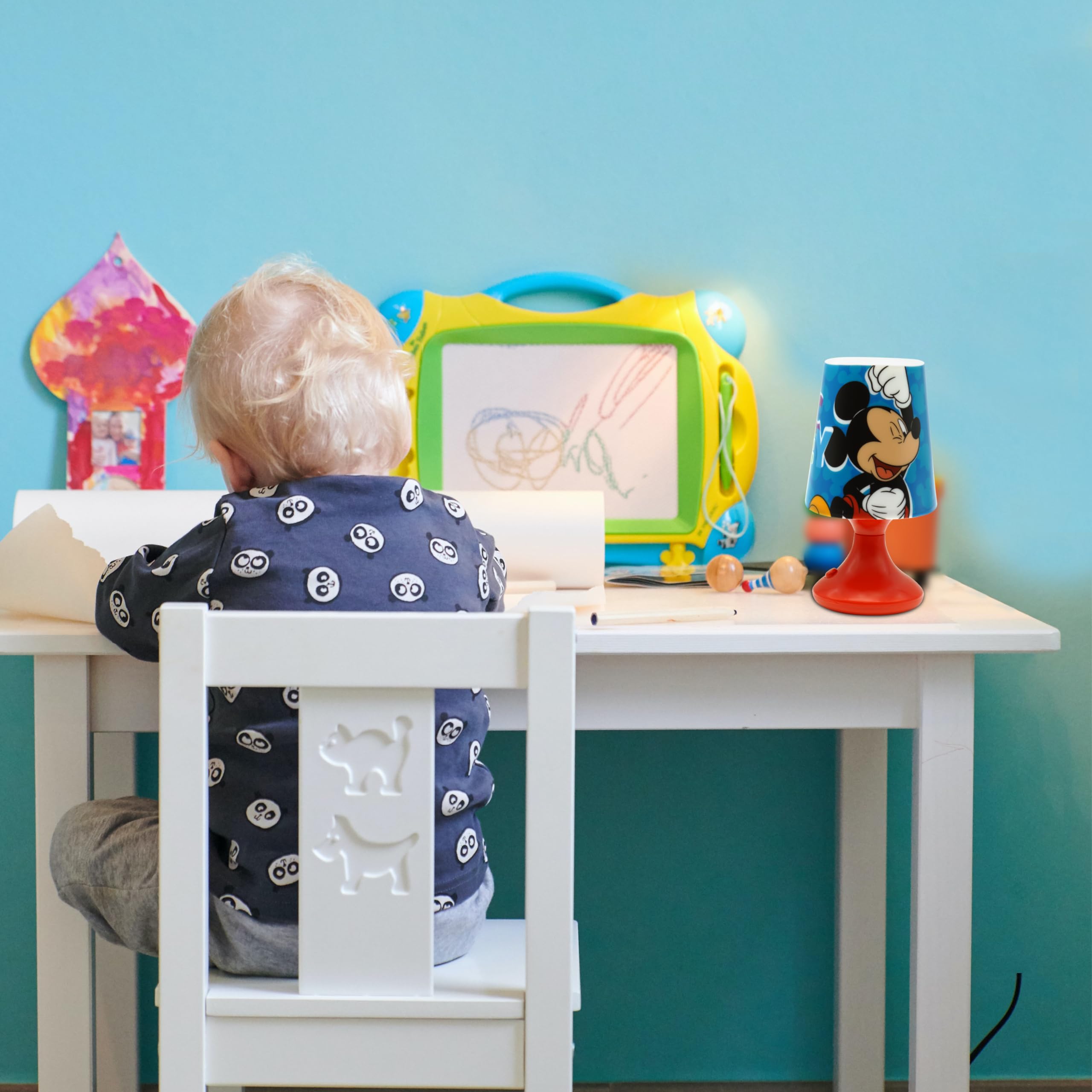 Table Lamp Battery Powered Bedside Lamp for Kids
