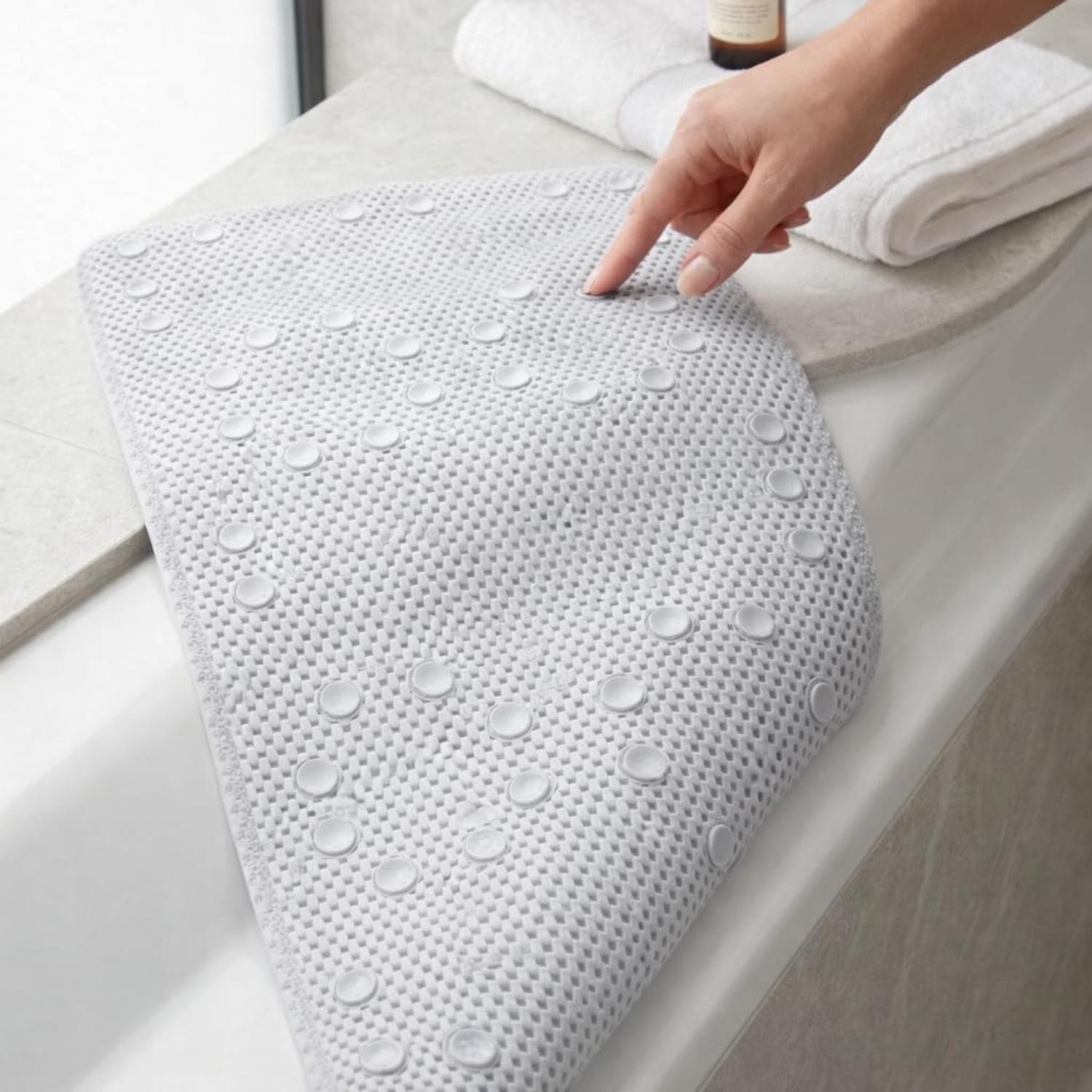 Non Slip Bath Mat with Suction Cups Drain Holes